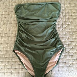 J. Crew women’s size 6 one-piece swimsuit